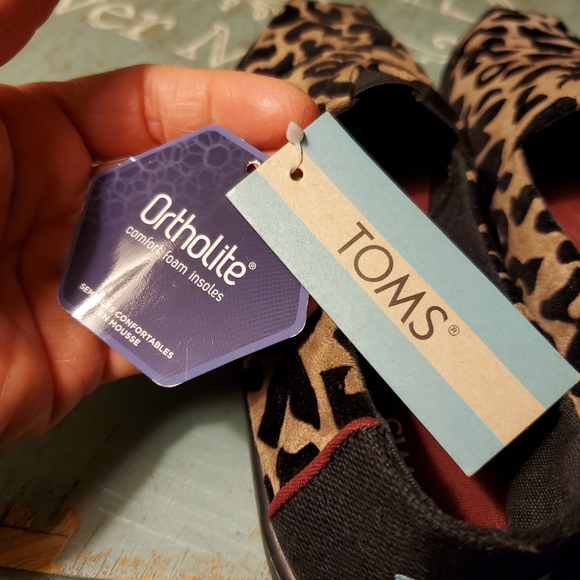 Toms Alpargata Cupsole Leopard Slip-On NEW, size 5 - Picture 3 of 10